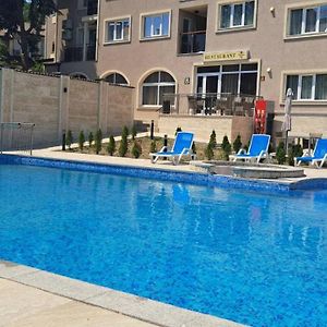 Vemara City Boutique Hotel-Free Parking